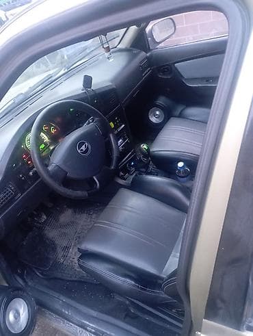 крышка нексия: Daewoo Nexia: 2010 г., Бензин, Седан — 9