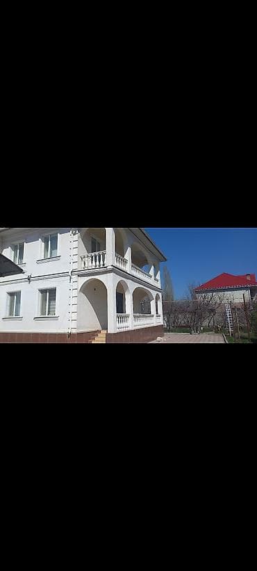 городок совмина: 300 м², 8 комнат — 1