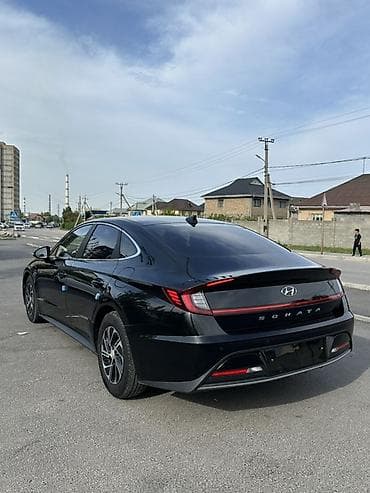 lf sonata: Hyundai Sonata: 2022 г., 2 л, Автомат, Гибрид, Фастбек — 4