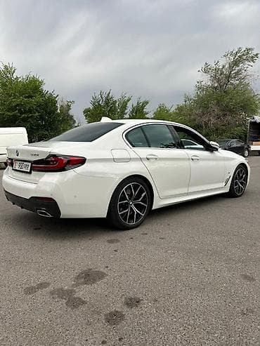 byd e7: BMW 5 series: 2022 г., 2 л, Автомат, Бензин, Седан — 2