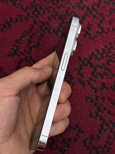 ddr 1: IPhone 14 Pro, Б/у, 128 ГБ, Серебристый, Зарядное устройство, 82 % — 3