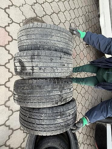 Шины: Шины 265 / 65 / R 17, Зима, Б/у, Комплект, Внедорожные (АТ/МТ), Goform — 4