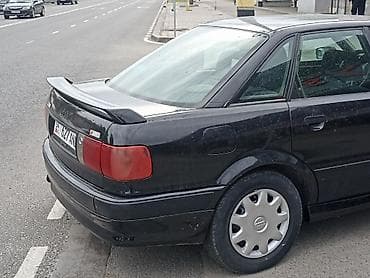 тирактир 80: Audi 80: 1993 г., 2 л, Механика, Бензин, Седан — 3