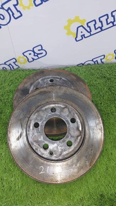 Предний тормозной диск Mercedes-Benz Б/у at lalafo.kg Предний тормозной диск Mercedes-Benz Б/у