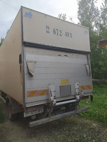 зад: Грузовик, Mercedes-Benz, Стандарт, 4 т, Б/у — 4