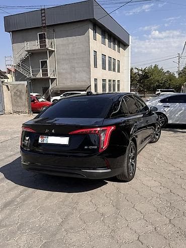 e star: BYD E2: 2021 г., Электромобиль, Седан — 4