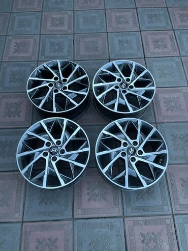 диски борбет а: Литые Диски R 17 Hyundai, Комплект, отверстий - 5, Б/у — 4