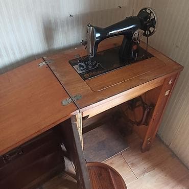 старые техники: Швейная машина Механическая, Ручной — 2