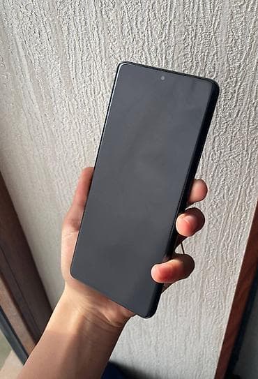 бронированый телефон: Samsung Galaxy S21 Ultra, Б/у, 256 ГБ, цвет - Черный — 3