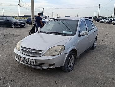 Унаа: Toyota Corolla: 2010 г., 1.8 л, Кол менен иштөөчү, Бензин, Седан — 2