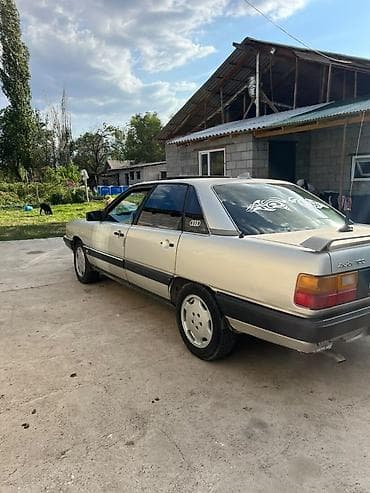oz opera: Audi 100: 1989 г., Механика, Бензин, Седан — 5