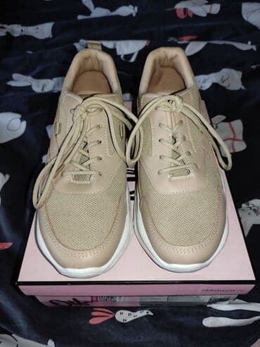 Туфли: Продаю стильные, очень удобные, мягкие кроссовки, маломерки, 40 — 2