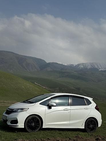 накидка фит: Honda Fit: 2018 г., 1.5 л, Автомат, Бензин, Хэтчбэк — 9