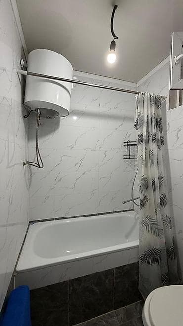 достук отел: Сдаётся комната с отдельным входом (дверь с номером 7). Все условия — 8