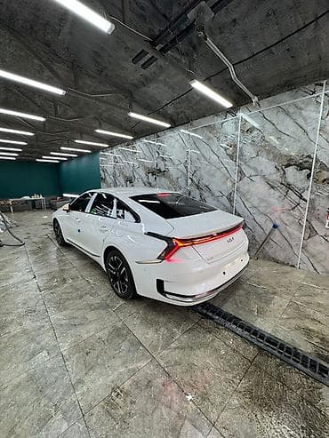 santa fr: Kia K8: 2024 г., Седан — 6