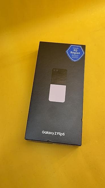 Samsung Galaxy Z Flip 5, Б/у, 256 ГБ, 1 SIM, eSIM