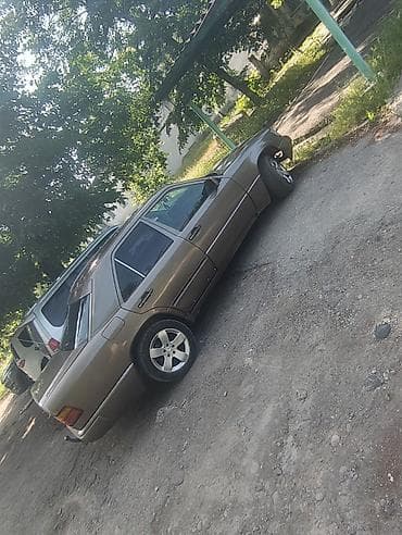 е34 турбо: Mercedes-Benz W124: 1990 г., Механика, Седан — 5