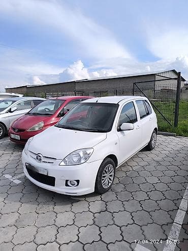 Mazda Demio: 2005 г., 1.5 л, Автомат, Бензин, Хэтчбэк