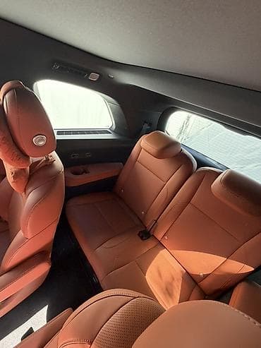 x5 e70: Lixiang L8: 2023 г., 1.5 л, Вариатор, Гибрид, Кроссовер — 6