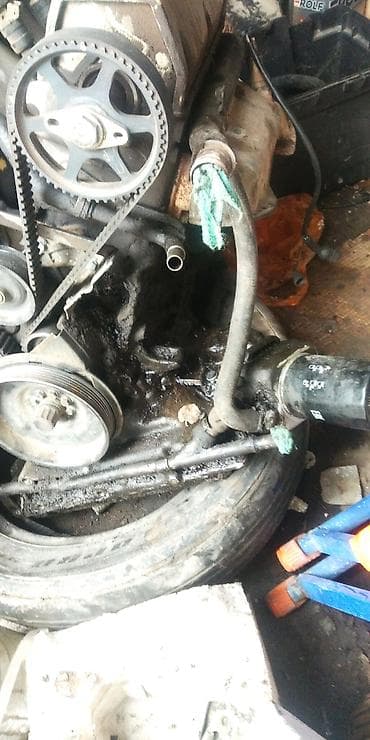 Автохимия: Бензиновый мотор Audi 1993 г., 2.6 л, Б/у, Оригинал — 4