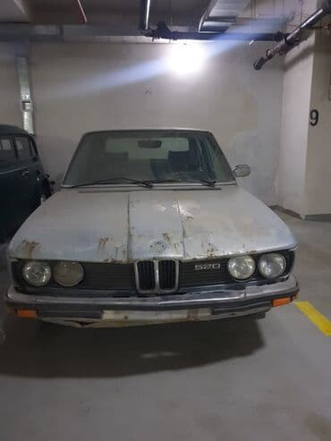 автомобили для инвалидов с ручным управлением: BMW 520: 1977 г., 2.5 л, Механика, Бензин, Седан — 5