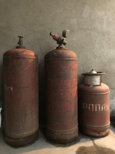 ацителеновый генератор: Продаю газовые баллоны Маленький с редуктором (пустой)3500 сом — 5