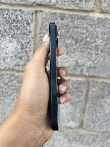 телефон айфон 14про: IPhone 13, цвет Midnight (чёрный) - Экран 6.1" Super Retina XDR — 6