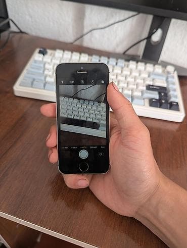 Техника и электроника: IPhone SE, Б/у, 32 ГБ, Серебристый, 84 % — 9