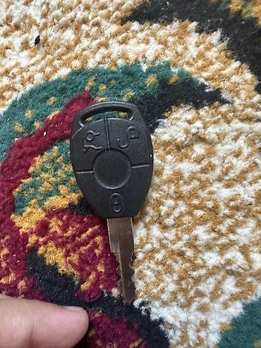 Аксессуарлар жана тюнинг: Ключ от машины Mercedes-Benz C-Class W203 Ош доставка по городу — 1