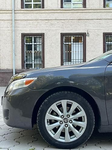 автосайты германии: Toyota Camry: 2010 г., 2.5 л, Автомат, Бензин, Седан — 3
