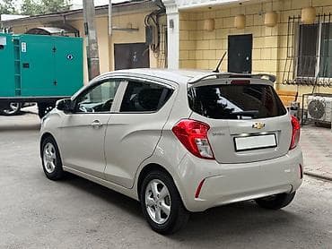 спарк шавралет: Chevrolet Spark: 2017 г., 1 л, Механика, Бензин, Хэтчбэк — 5