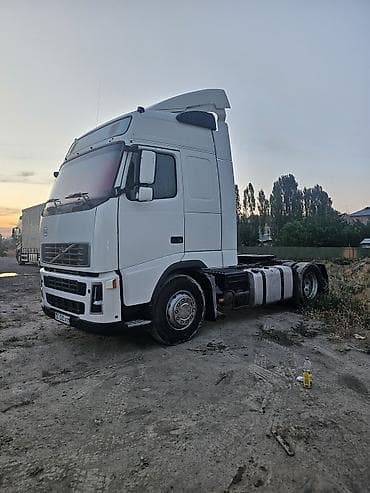 chek it: Тягач, Volvo, 2002 г., Тентованный — 1
