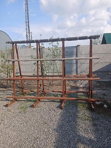продаю здания: Пирамида для развоза окон Описание: - Прочная сварная конструкция из — 3