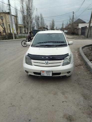 конда: Toyota Ist: 2003 г., 1.5 л, Автомат, Бензин, Хэтчбэк — 6