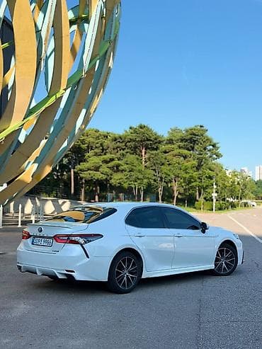 spark 2012: Toyota Camry: 2021 г., 2.5 л, Автомат, Гибрид, Седан — 7