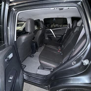 Toyota RAV4: 2017 г., 2.5 л, Автомат, Бензин, Кроссовер — 6