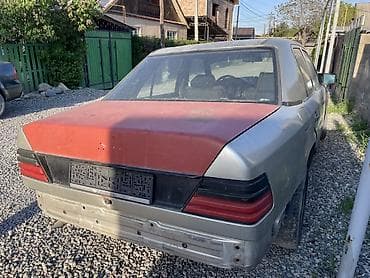 заказ спринтер: Mercedes-Benz W124: 1989 г., 2.3 л, Ручные, Бензин, Седан — 6