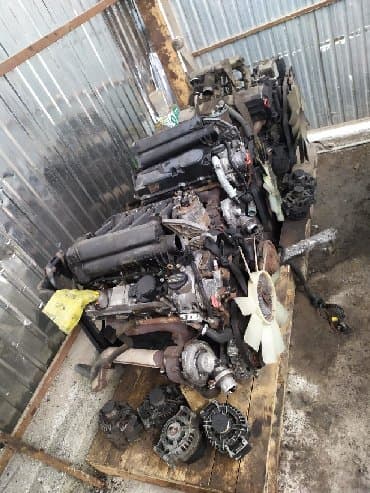 продаю кадиллак: Бу запчасти — 10