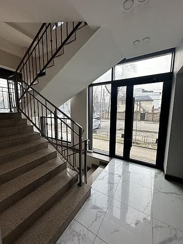 кант бизнес: Продажа офисов 46 м², С ремонтом, Без мебели, Бизнес центр, 5 этаж — 2