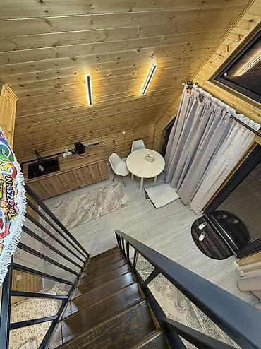стол для парикмахера: Гостиница a-frame день ночь сутки в г Каракол ! Чисто и Уютно,свежий — 9