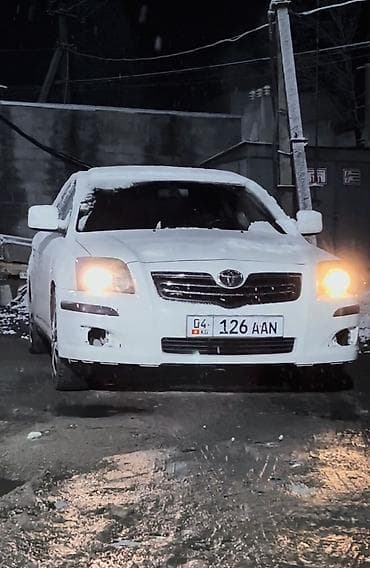 Унаа: Toyota Avensis: 2003 г., 2 л, Кол менен иштөөчү, Дизель, Седан — 7
