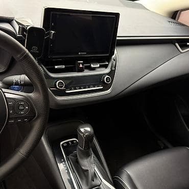 Продажа авто: Toyota Corolla: 2019 г., Автомат, Гибрид, Седан — 7
