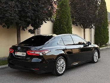 Продажа авто: Toyota Camry: 2019 г., Гибрид, Седан — 4