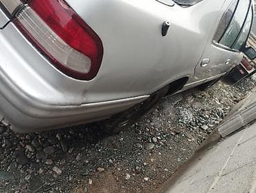 renault master: Nissan Maxima: 1999 г., 2 л, Механика, Бензин, Седан — 5