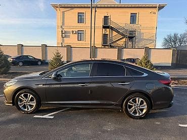 byd song plus: Hyundai Sonata: 2018 г., 2 л, Газ — 10