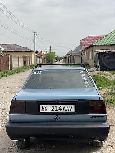 на продажу: Volkswagen Jetta: 1990 г., Ручные, Седан — 4