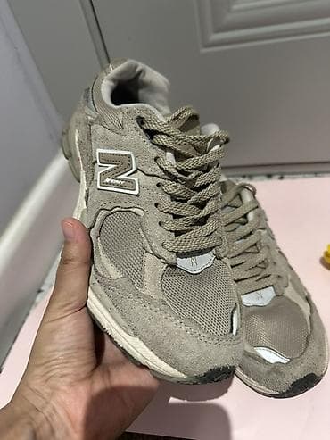 nike react: Женские Кроссовки New Balance 990v3 - Цвет: бежевый/тауpe с серыми — 1