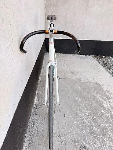 а 190: Фикс-байк Giant (Single Speed/Fixed Gear) - Рама и вилка: стальная — 3