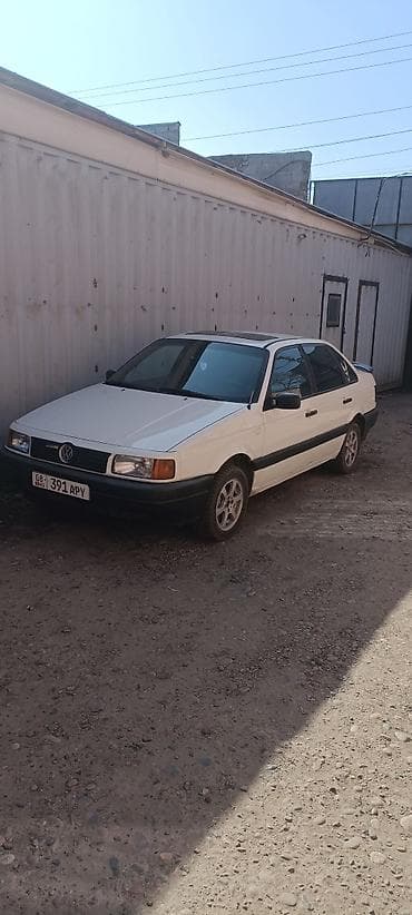 Volkswagen Passat: 1989 г., 1.8 л, Ручные, Бензин, Седан