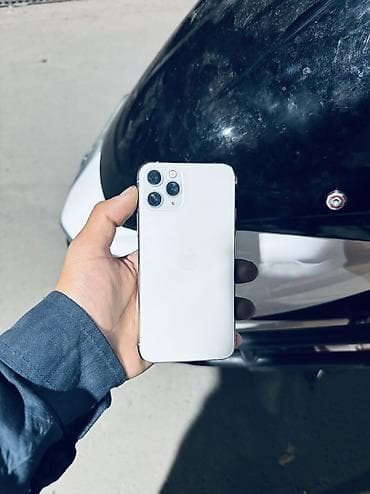 IPhone 11 Pro, Б/у, 256 ГБ, Серебристый, Кабель, Чехол, Зарядное устройство, 68 %